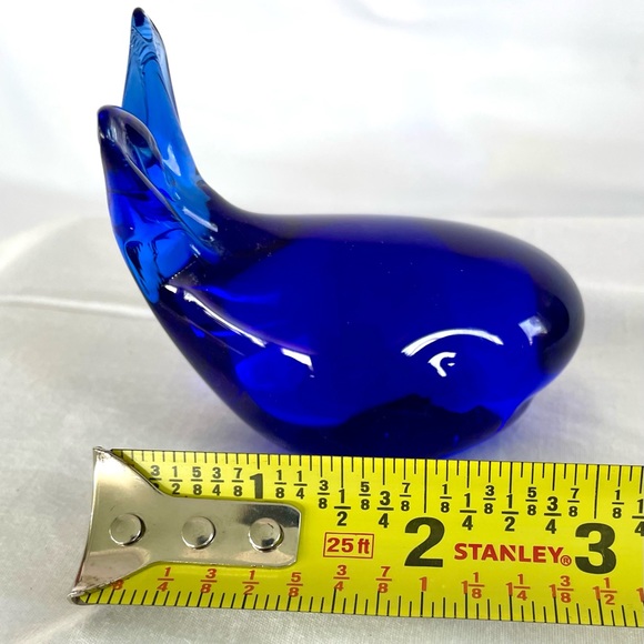 Vintage Pilgrim Glass Co. Cobalt Blue Whale 3” Figurine EUC - Picture 8 of 9